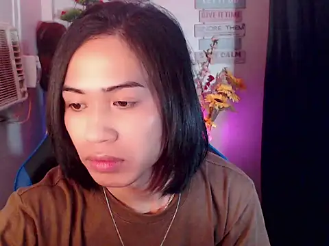 Miracle_TheBrat webcam