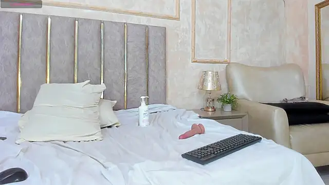 Nahomycarterr webcam