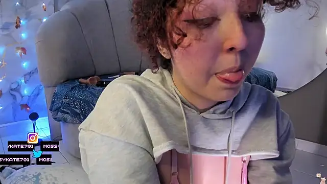 Katemoss70 webcam