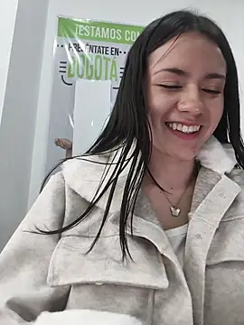 CHARLOTTE__05 webcam