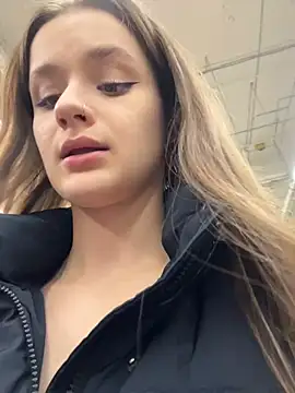 kittyqueeny (F young) - put wet pants inside sweet pussy🥵