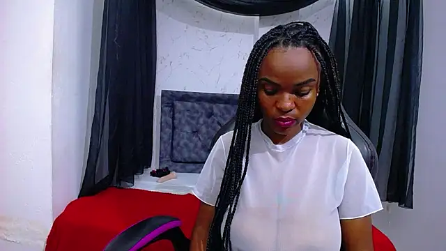 mia__thomson_ webcam