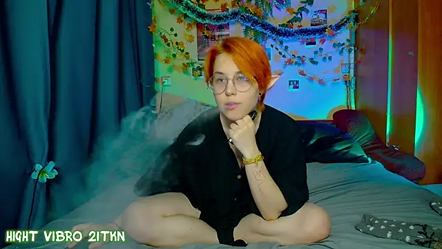 TrickyKitsune webcam