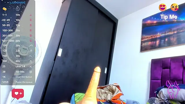 Alicia_Whitee webcam