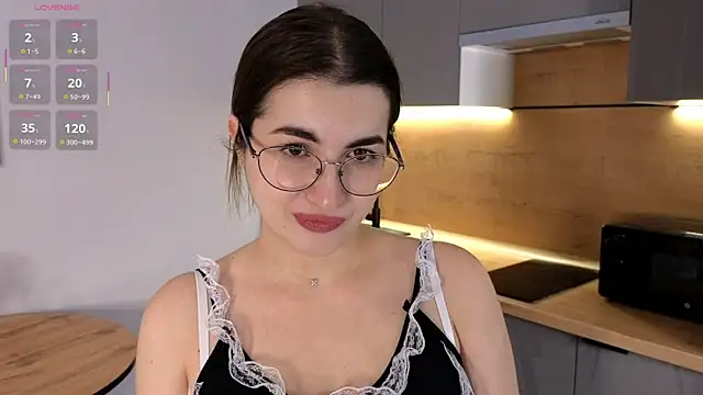 Evelyn_Elliott webcam