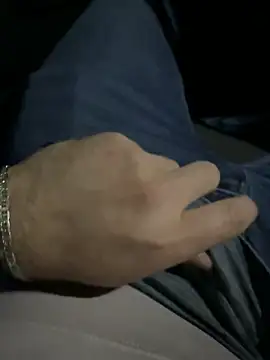 mustafa-231 - Mustafa-231's free webcam