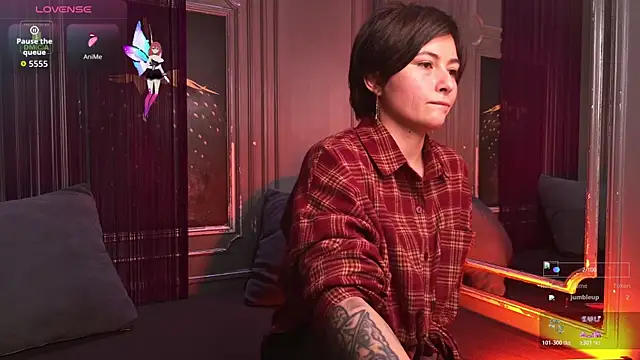 Ishtar_Divine webcam