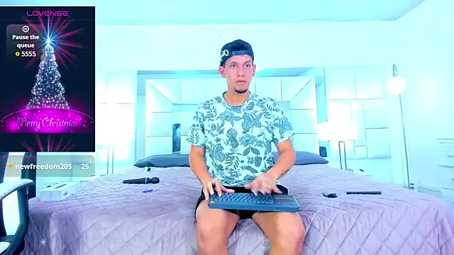 Sebastian_Smith__ webcam