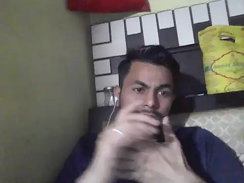 Stubborndesiboy webcam