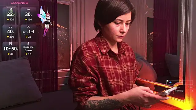 Ishtar_Divine webcam