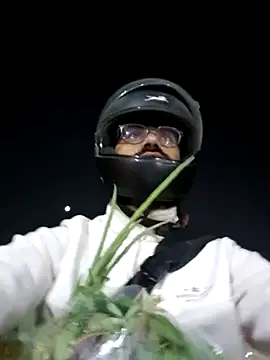 YoursThickDick webcam