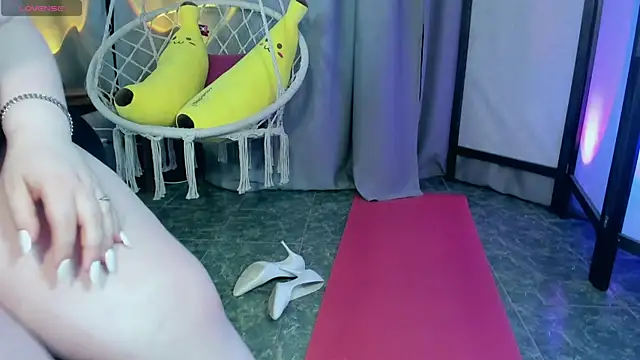 LottieReed webcam stripchat model stream image