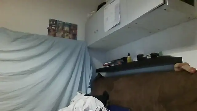 whatYwantMorrre webcam