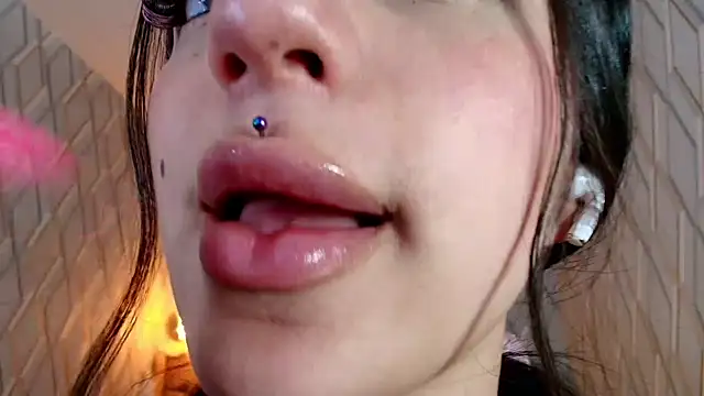 Angelchristix webcam