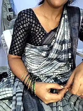 Telugu-Rowdy-pilla webcam