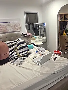 Handsolo_porn webcam