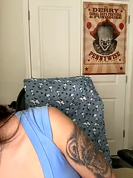 CharmingMaddie webcam