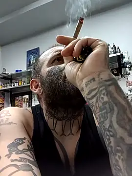 TattooedDick92 webcam