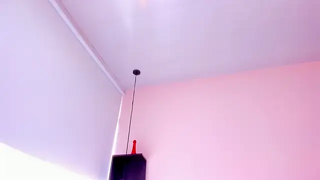 violet_myerrs webcam