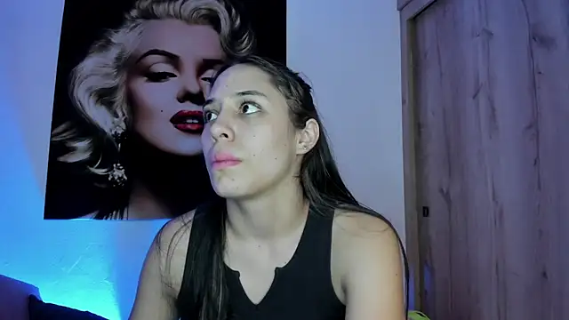 TANIA_06 webcam stripchat model stream image