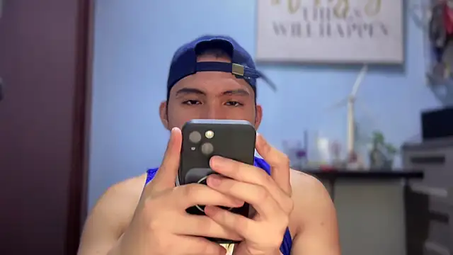 kingdirtyfog (M young) - Looking for DADDY/BF here