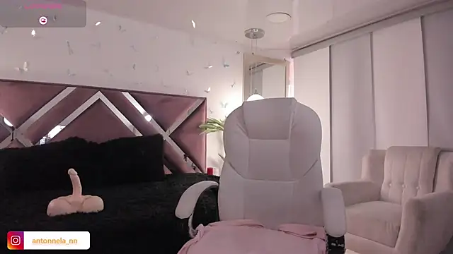 _Antonnela_ webcam