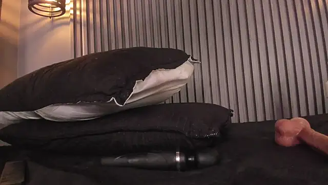 alahia_betancurx webcam