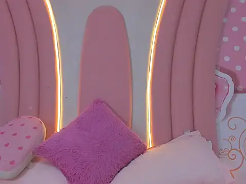 SofiaaBigBoobs webcam