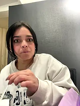 emily_rivers_ (F young) - The tits of my 4 friends💗