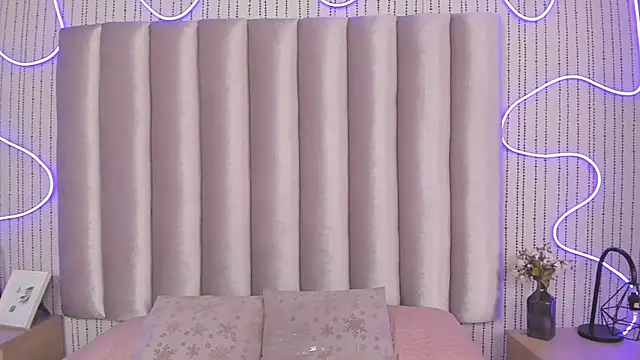 SamanthaPeachss webcam