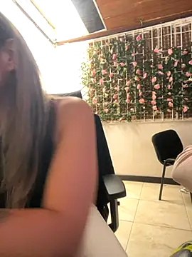 Isabella_Varella webcam