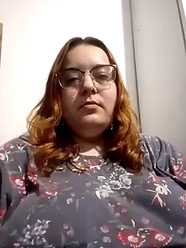 SpicyEmily_XX webcam