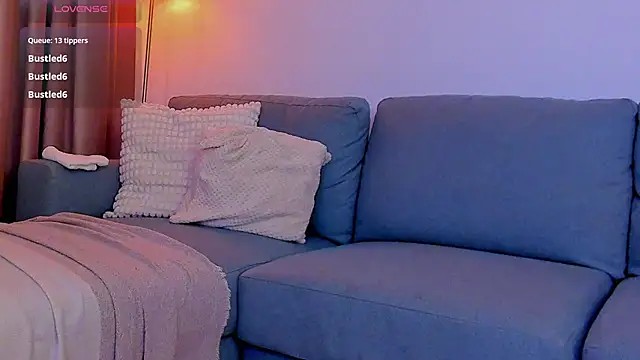 AlessandraCrystal webcam