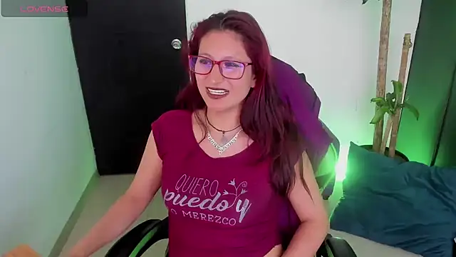 VictoriaSpenser webcam