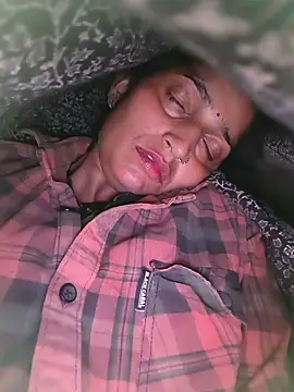 pooja_shre (F young) - rtmp://live.doppiocdn.com/ext