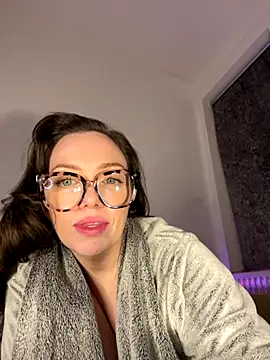 FemDom_RubyKnightXXO webcam