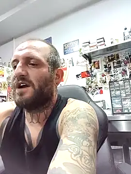 TattooedDick92 webcam