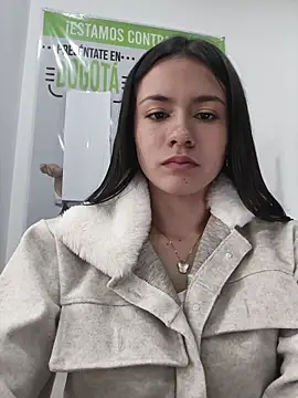 CHARLOTTE__05 webcam