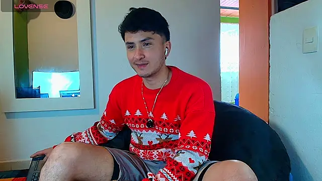 santyago_taylor webcam