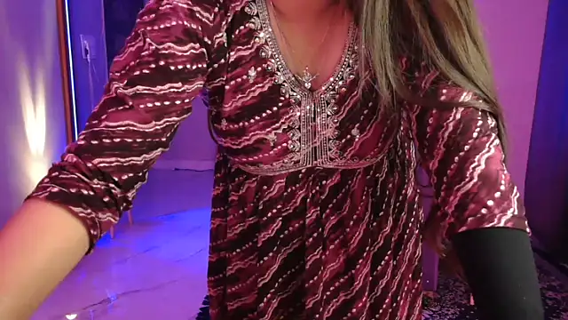 mitikaa (F young) - Give Me Hard Vibes & Make Me Happiest😍