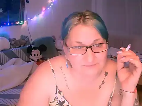 BlondyBigBoobs webcam