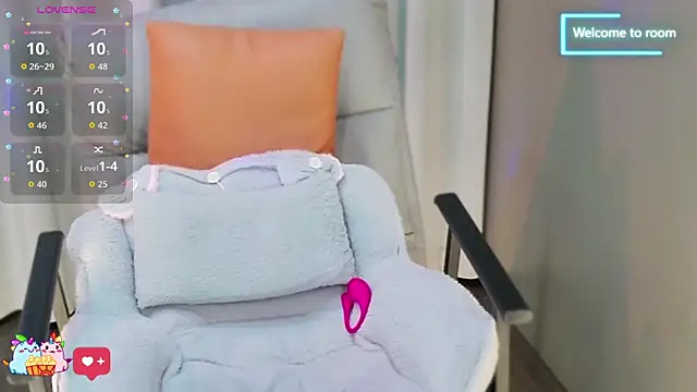 LINLIN-2025 webcam stripchat model stream image