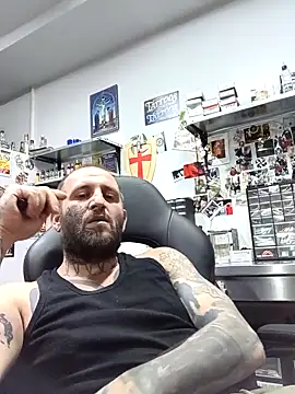 TattooedDick92 webcam