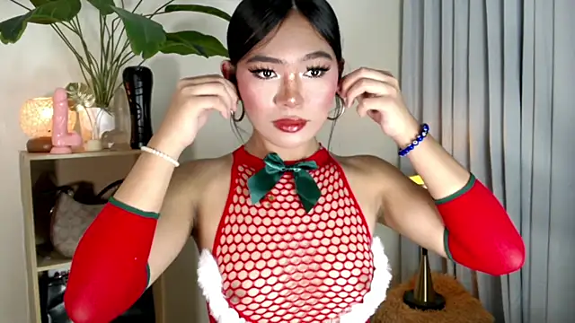 ObsessedmiyaX_moore webcam