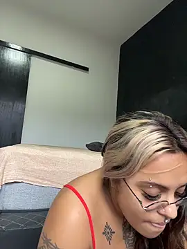 lolafairytail webcam