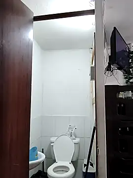 Kendra-daring webcam