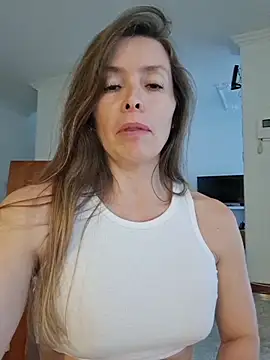 karina_warthon webcam