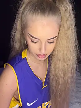 AubrieleRouj1 webcam