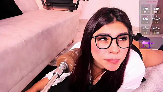 Danna_adams01 live cam screenshot female from Colombia on TipShow – Interactive Live Cam Shows