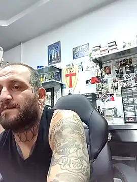 TattooedDick92 webcam